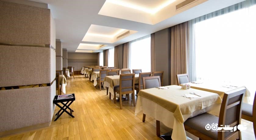 سالن صبحانه هتل جیهانگیر